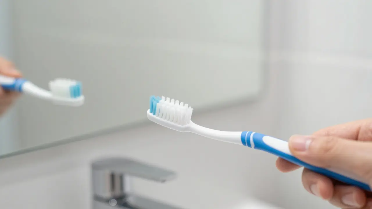 Jak si správně čistit zuby: Komplexní návod na dokonalou ústní hygienu